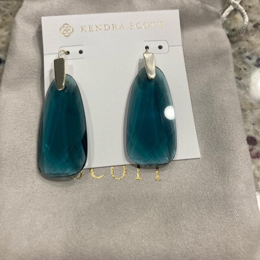 Kendra Scott blue glass Maize earrings in gold tone VGUC Preowned
